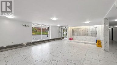 817 - 100 DUNDALK DRIVE Toronto (Dorset Park) Ontario photo 16