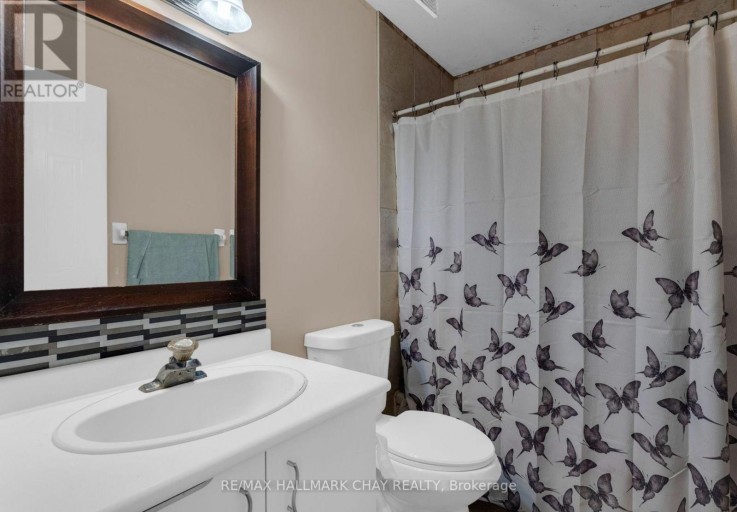 104 FERGUSON DRIVE, Barrie (Northwest), Ontario, L4N7E5