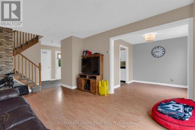 104 FERGUSON DRIVE Barrie (Northwest) Ontario photo 8