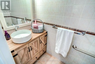 105 EARLSCOURT AVENUE Toronto (Corso Italia-Davenport) Ontario photo 9