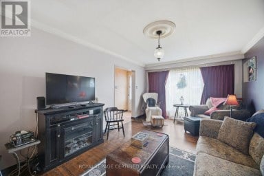 75 CLOVERDALE DRIVE Brampton (Avondale) Ontario photo 4
