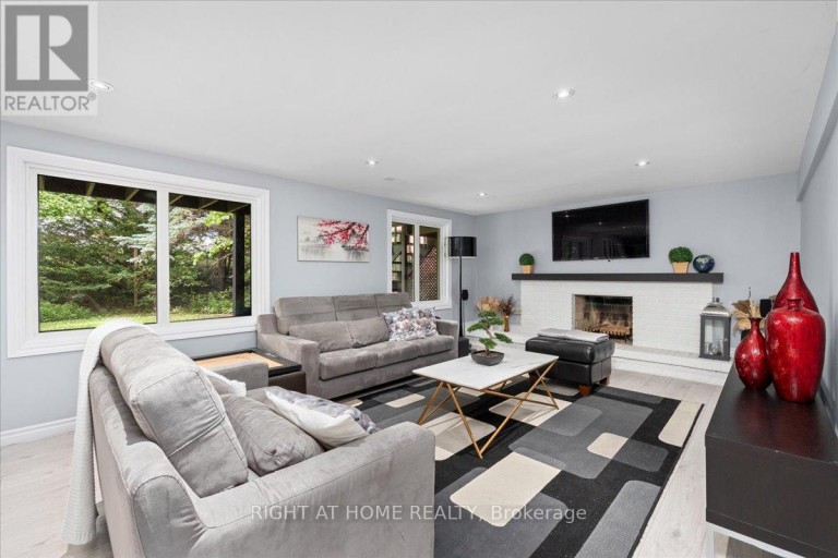 437 THE KINGSWAY, Toronto (Edenbridge-Humber Valley), Ontario, M9A3W1