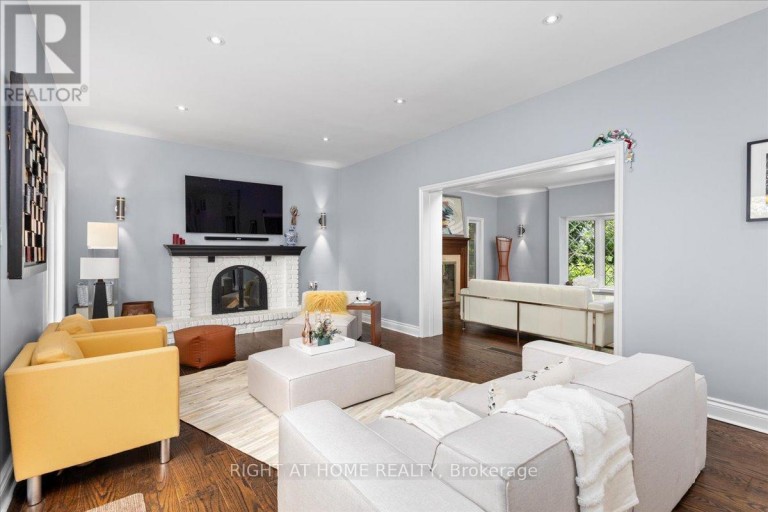 437 THE KINGSWAY, Toronto (Edenbridge-Humber Valley), Ontario, M9A3W1