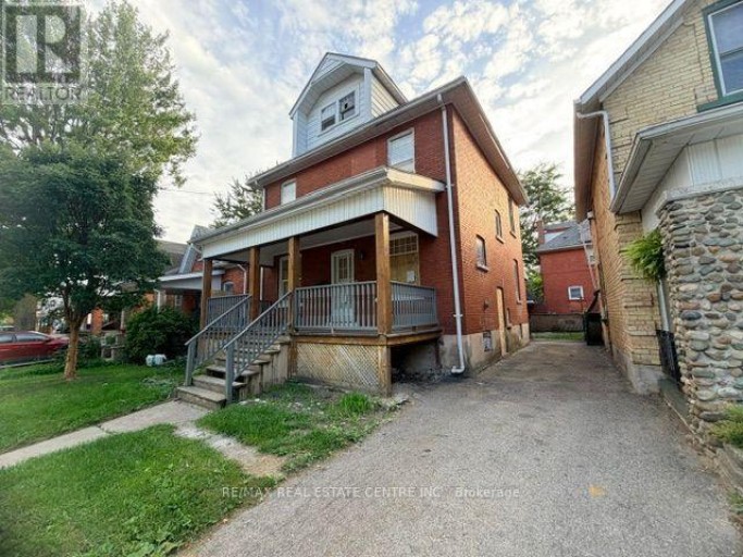 512 DOWNIE STREET, Stratford, Ontario, N5A1Y2