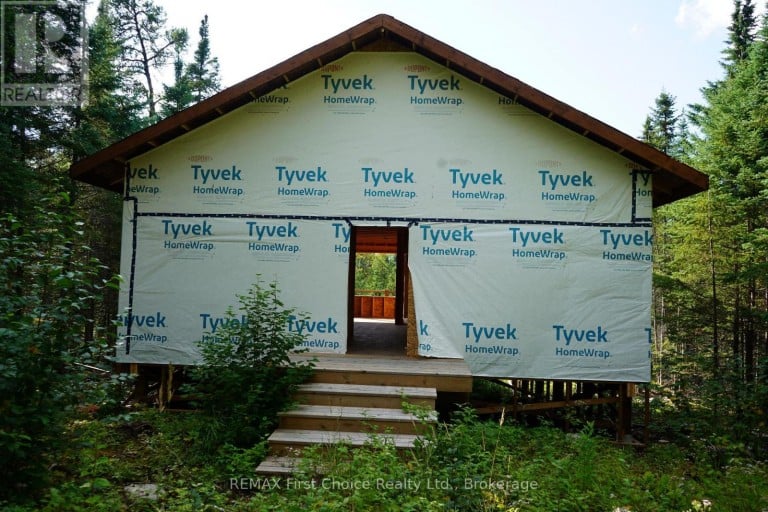 LOT 2 GUNN LAKE ROAD, Kenora Remote Area (Minaki-Winnepeg River), Ontario, P0X1J0