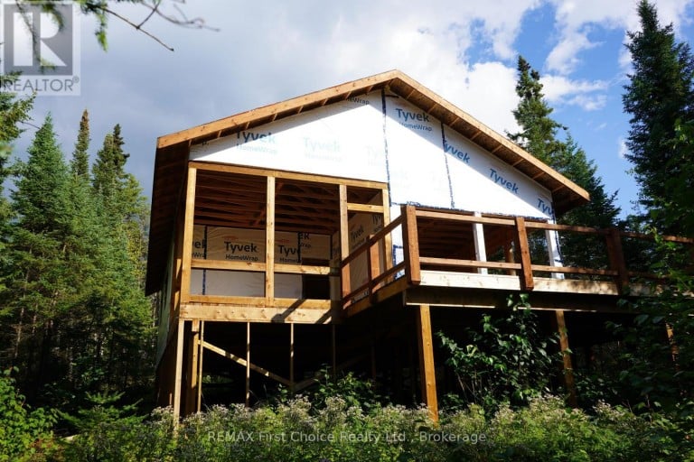 LOT 2 GUNN LAKE ROAD, Kenora Remote Area (Minaki-Winnepeg River), Ontario, P0X1J0