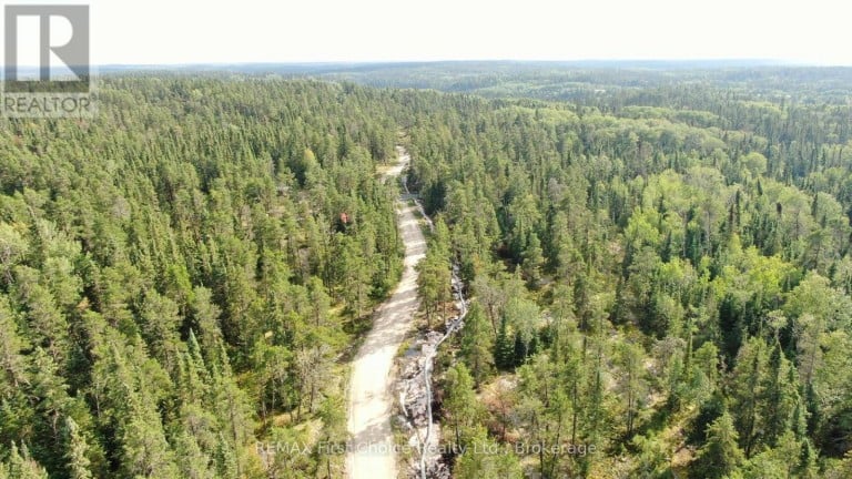 LOT 2 GUNN LAKE ROAD, Kenora Remote Area (Minaki-Winnepeg River), Ontario, P0X1J0