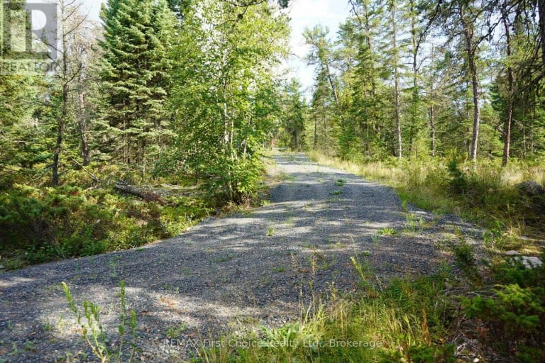 LOT 2 GUNN LAKE ROAD, Kenora Remote Area (Minaki-Winnepeg River), Ontario, P0X1J0
