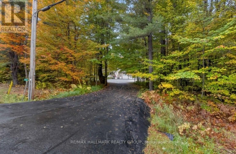 161 BARRON CANYON ROAD, Laurentian Valley, Ontario, K8A6W7 (ID X13849720)