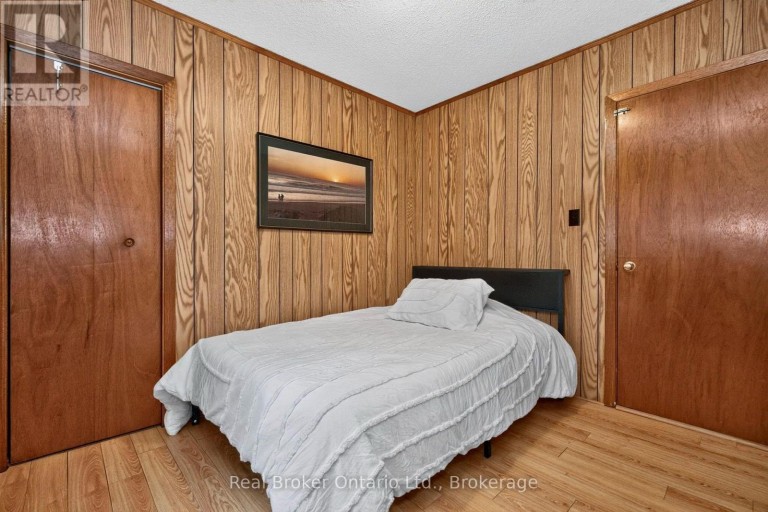 16 FREDRICK AVENUE, Tiny, Ontario, L0L1P0