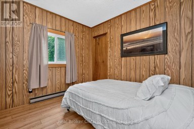 16 FREDRICK AVENUE Tiny Ontario photo 18