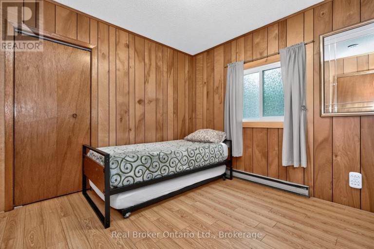 16 FREDRICK AVENUE, Tiny, Ontario, L0L1P0