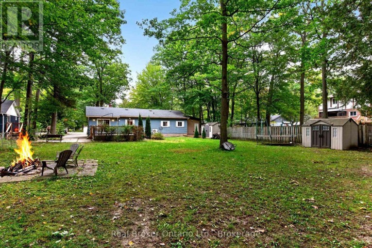 16 FREDRICK AVENUE, Tiny, Ontario, L0L1P0