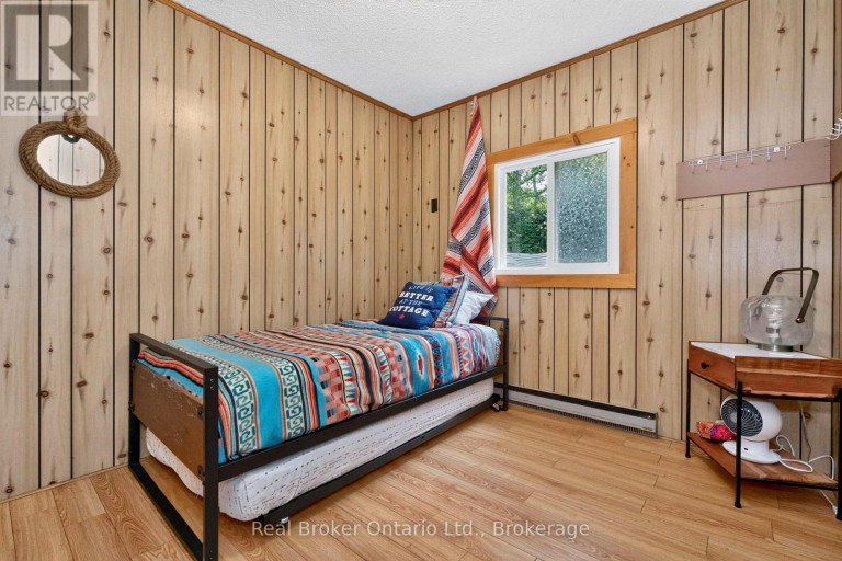 16 FREDRICK AVENUE, Tiny, Ontario, L0L1P0