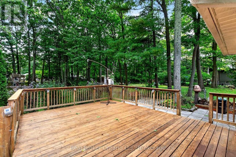 16 FREDRICK AVENUE, Tiny, Ontario, L0L1P0