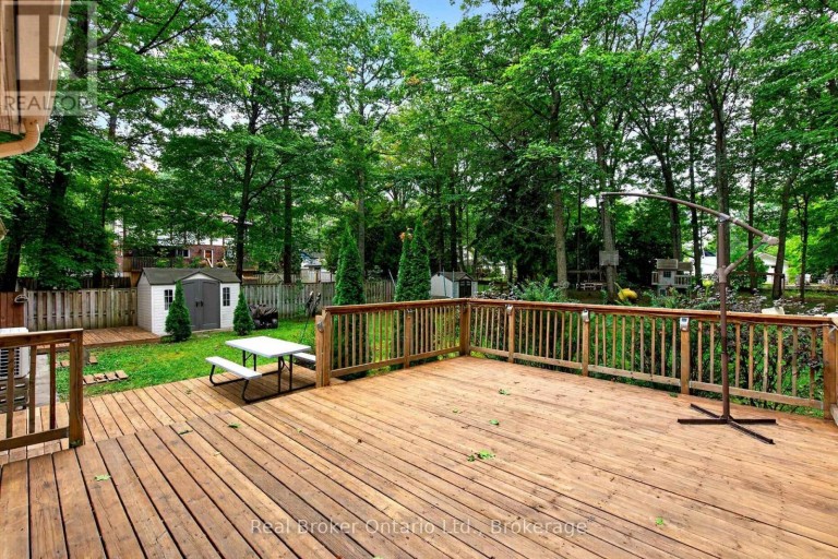 16 FREDRICK AVENUE, Tiny, Ontario, L0L1P0