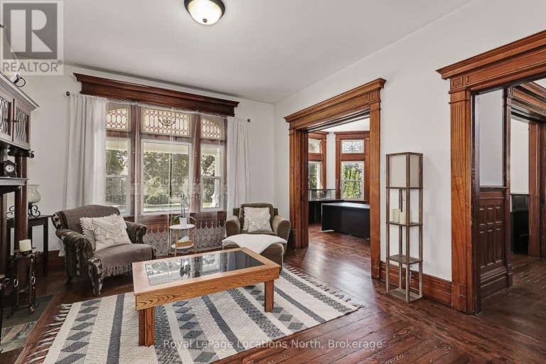 43 ELGIN STREET, Collingwood, Ontario, L9Y3L6
