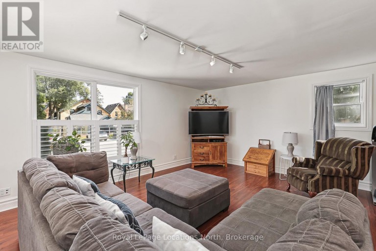 43 ELGIN STREET, Collingwood, Ontario, L9Y3L6