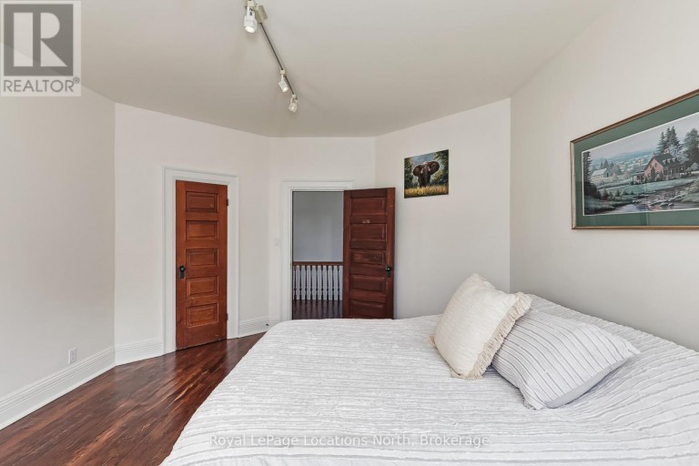 43 ELGIN STREET, Collingwood, Ontario, L9Y3L6