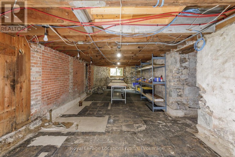 43 ELGIN STREET, Collingwood, Ontario, L9Y3L6