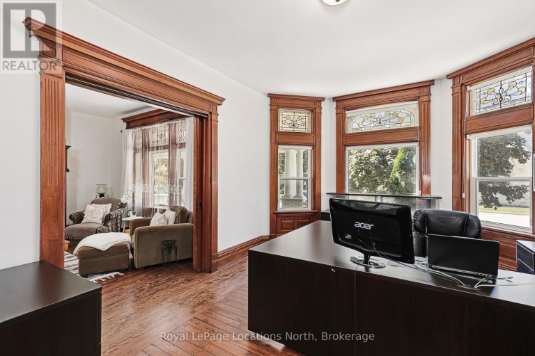43 ELGIN STREET, Collingwood, Ontario, L9Y3L6