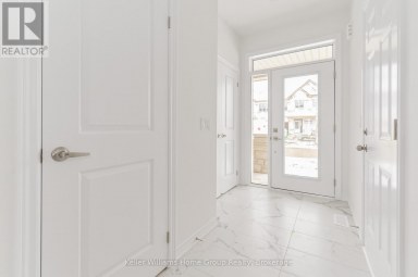 128 EDMINSTON DRIVE Centre Wellington (Fergus) Ontario photo 2