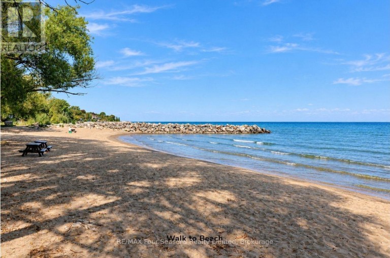 147 LAKESHORE ROAD E, Blue Mountains, Ontario, L9Y0M9