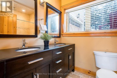 147 LAKESHORE ROAD E Blue Mountains Ontario photo 32