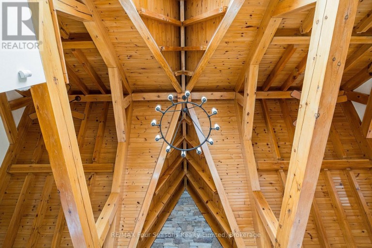 147 LAKESHORE ROAD E, Blue Mountains, Ontario, L9Y0M9