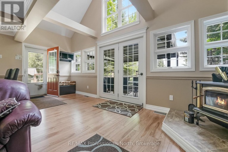 1214 KASHAGAWIGAMOG LAKE ROAD, Minden Hills (Minden), Ontario, K0M2K0