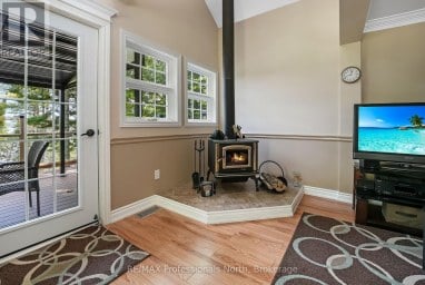 1214 KASHAGAWIGAMOG LAKE ROAD Minden Hills (Minden) Ontario photo 8