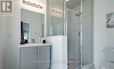 135 CARPACCIO AVENUE Vaughan (Vellore Village) Ontario photo 18