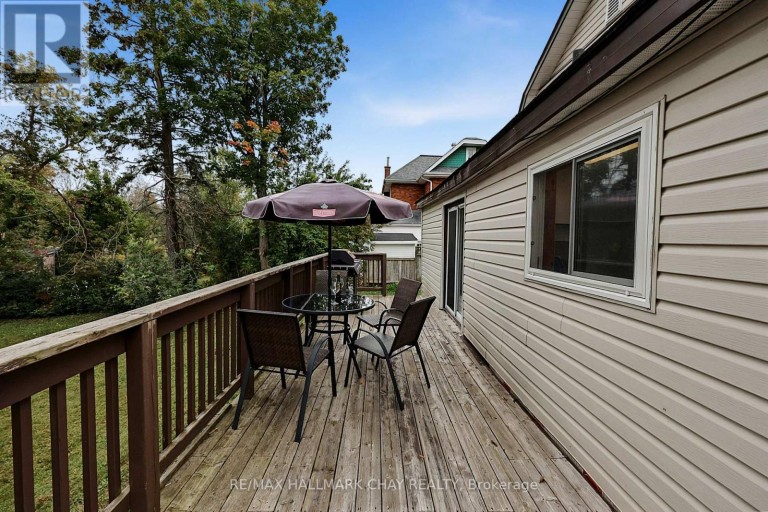 275 HARVEY STREET, Orillia, Ontario, L3V3M6