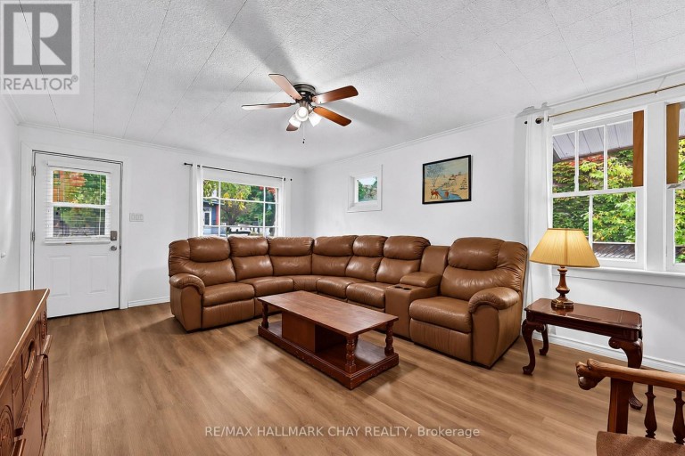 275 HARVEY STREET, Orillia, Ontario, L3V3M6