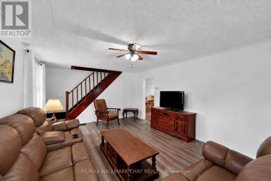275 HARVEY STREET Orillia Ontario photo 9
