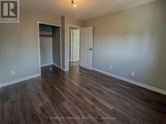 131 CUNDLES ROAD E Barrie (Cundles East) Ontario photo 27