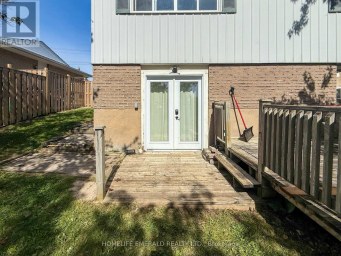 131 CUNDLES ROAD E Barrie (Cundles East) Ontario photo 3