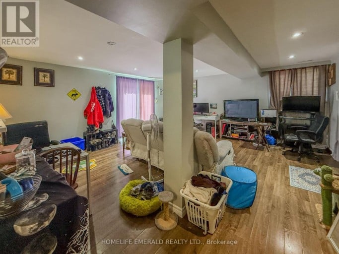131 CUNDLES ROAD E, Barrie (Cundles East), Ontario, L4M3A1