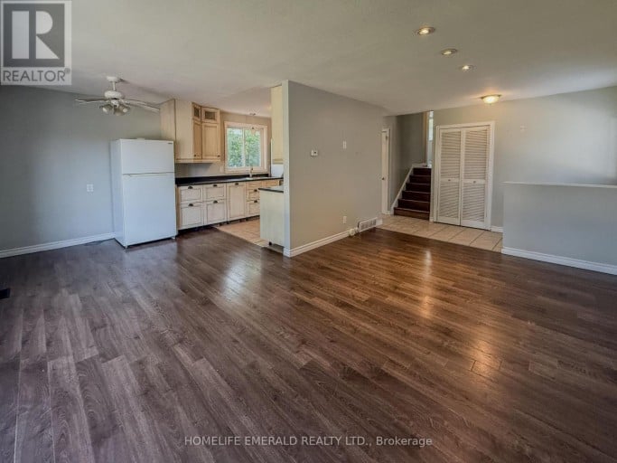 131 CUNDLES ROAD E, Barrie (Cundles East), Ontario, L4M3A1