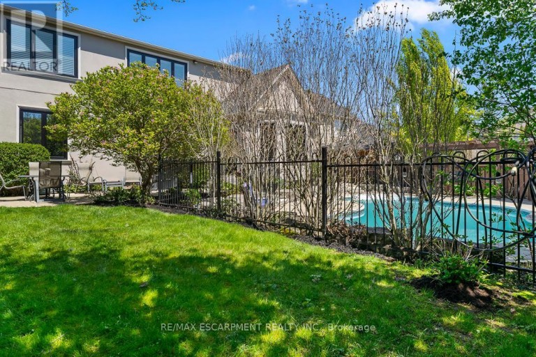 519 HANCOCK WAY, Mississauga (Lorne Park), Ontario, L5H4L5