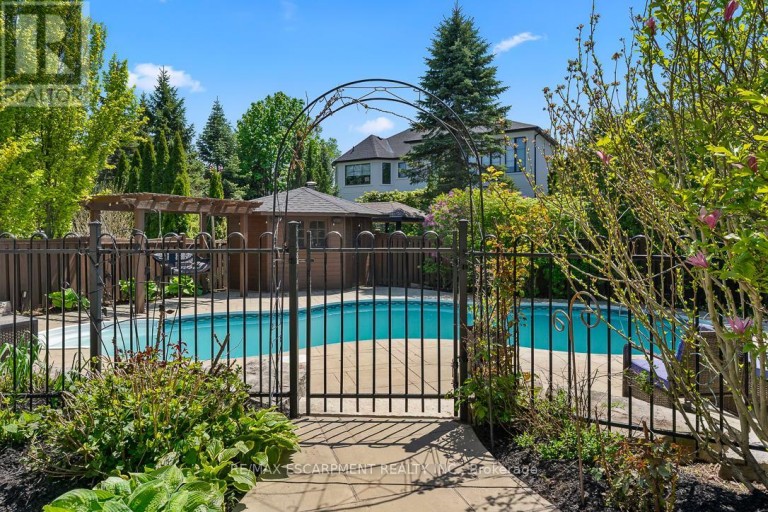 519 HANCOCK WAY, Mississauga (Lorne Park), Ontario, L5H4L5