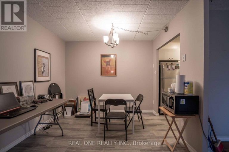 204 - 6 WALTON AVENUE, Kitchener, Ontario, N2C2B5