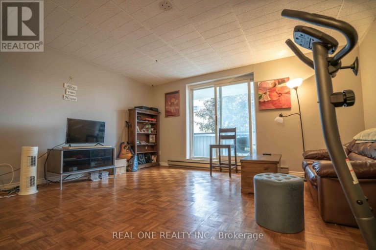 204 - 6 WALTON AVENUE, Kitchener, Ontario, N2C2B5