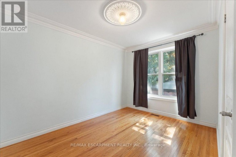 56 EVERTON PLACE, Hamilton (Sunninghill), Ontario, L8T1G7