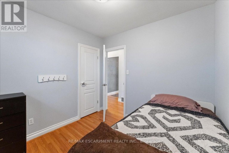 56 EVERTON PLACE, Hamilton (Sunninghill), Ontario, L8T1G7