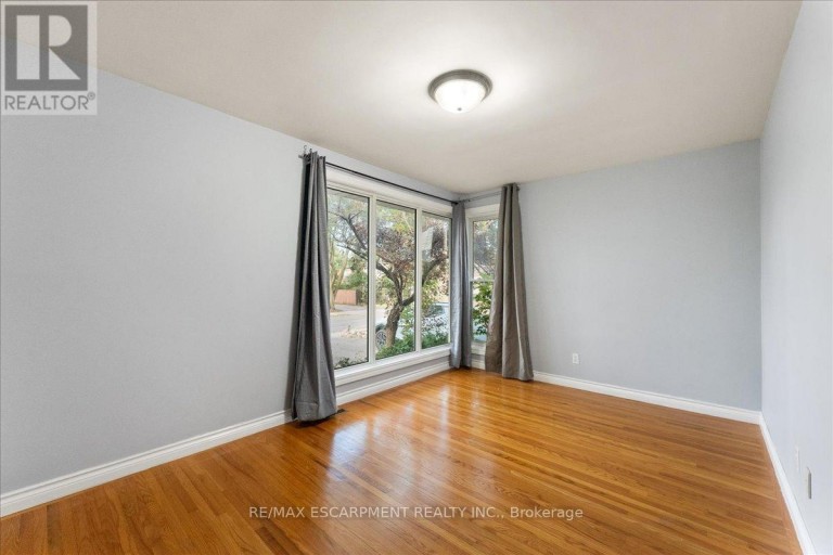 56 EVERTON PLACE, Hamilton (Sunninghill), Ontario, L8T1G7