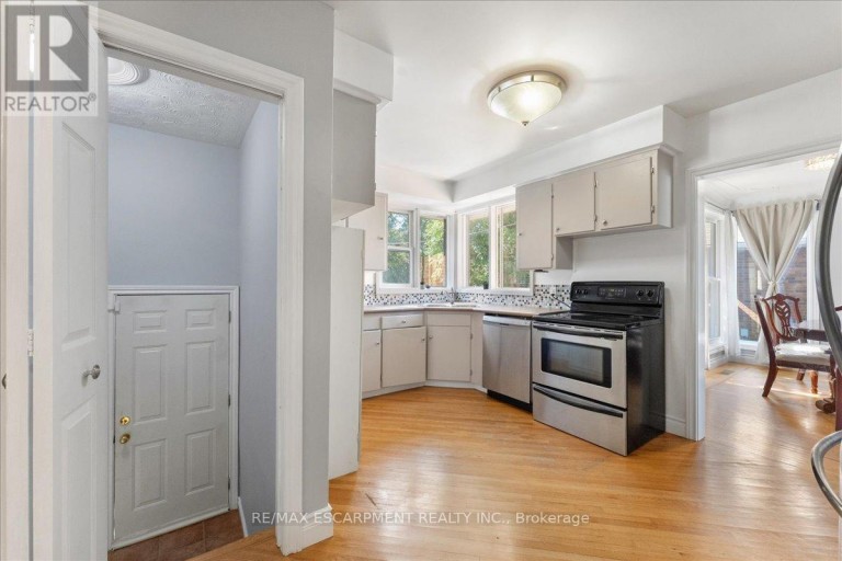 56 EVERTON PLACE, Hamilton (Sunninghill), Ontario, L8T1G7