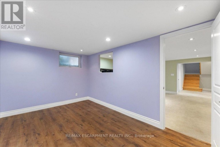 56 EVERTON PLACE, Hamilton (Sunninghill), Ontario, L8T1G7