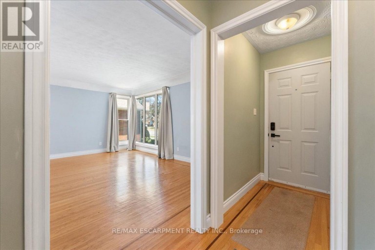 56 EVERTON PLACE, Hamilton (Sunninghill), Ontario, L8T1G7
