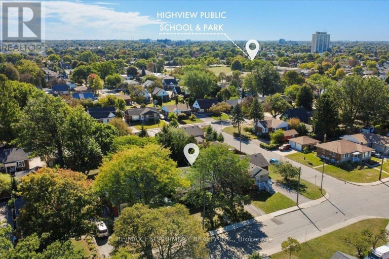 56 EVERTON PLACE, Hamilton (Sunninghill), Ontario, L8T1G7